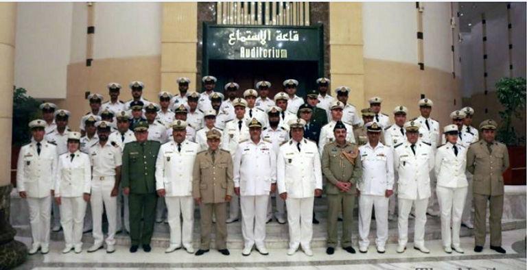 مناورات جزائرية باكستانية في عرض البحر المتوسط مناورات جزائرية باكستانية في البحر المتوسط