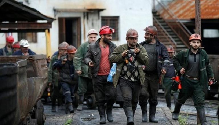 مقتل 4 عمال إثر انهيار سقف منجم فحم في جورجيا
