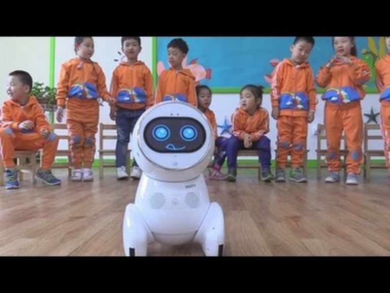 الروبوت كيكو في رياض الأطفال بالصين