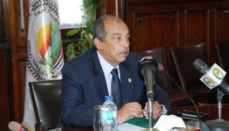وزير الزراعة المصري عز الدين أبوستيت