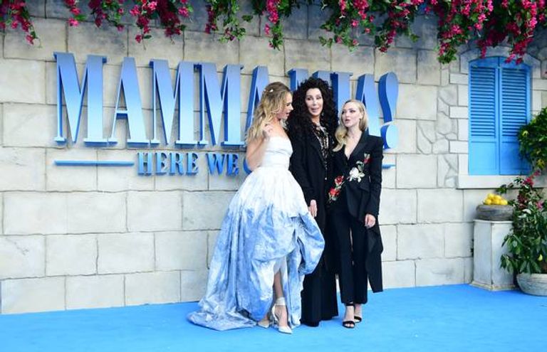 أعضاء فريق آبا  السويدي