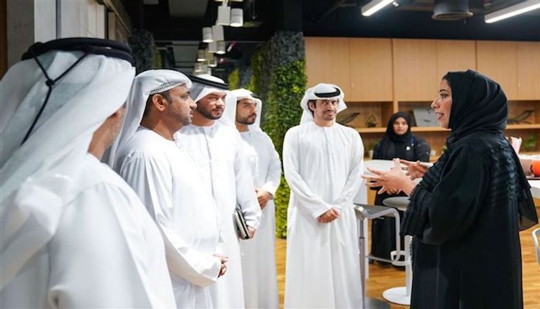 منى المرّي وحمدان الكعبي خلال الزيارة