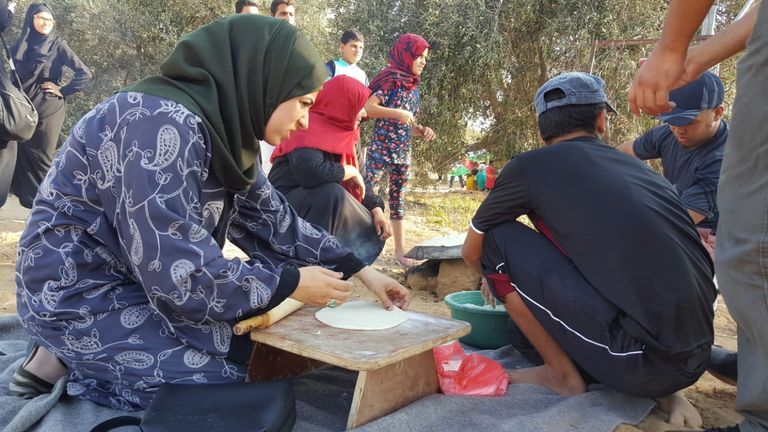 "رحلات العودة".. فلسطينيون يواجهون الاحتلال بثقافة الحياة