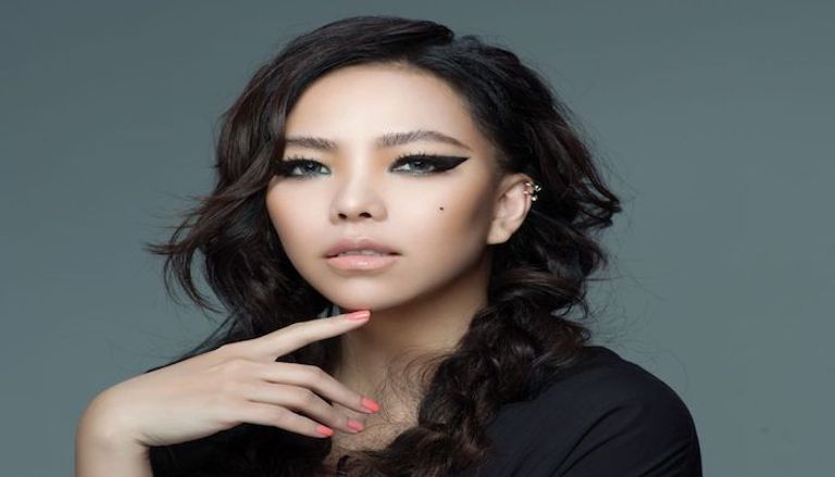 المغنية الصينية جولين تساي