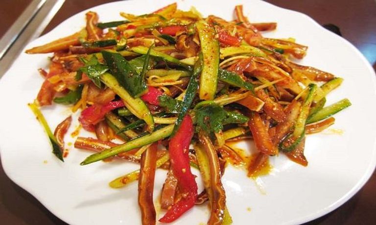 الأعشاب أحد أهم العلاجات في الطب الصيني