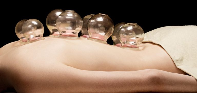 الأعشاب أحد أهم العلاجات في الطب الصيني