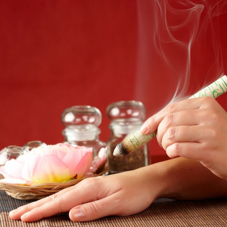 الأعشاب أحد أهم العلاجات في الطب الصيني