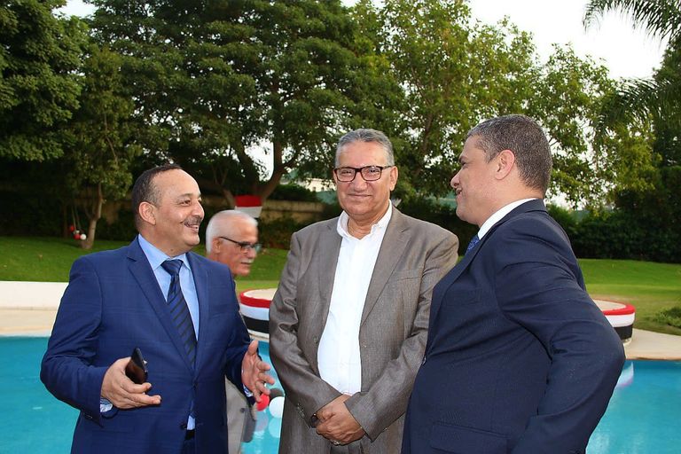 أثناء السلامين الوطنيين لمصر والمغرب