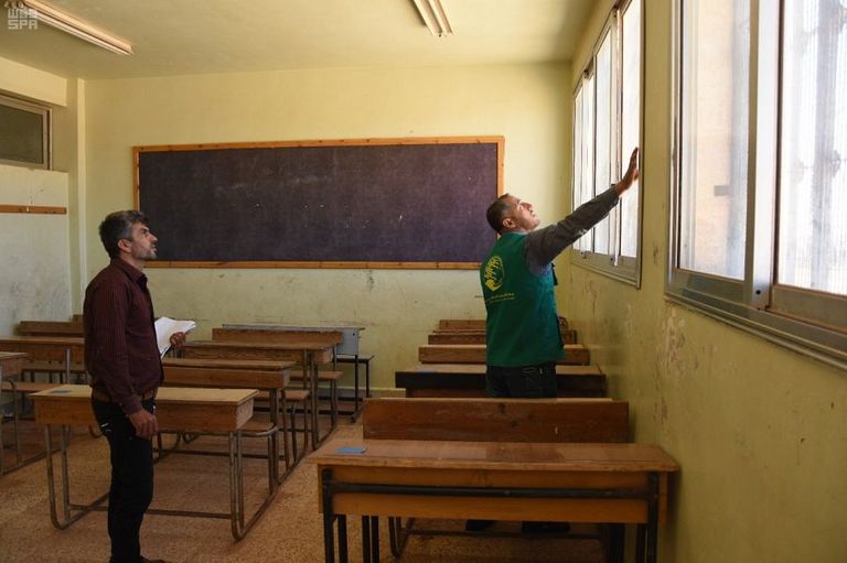 مركز الملك سلمان للإغاثة يرمم عدة مدارس في سوريا