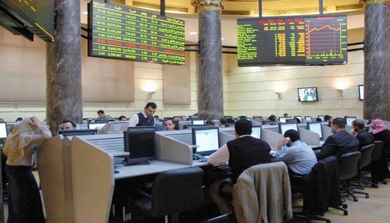 البورصة المصرية تراجعت جميع مؤشراتها في جلسة الأحد