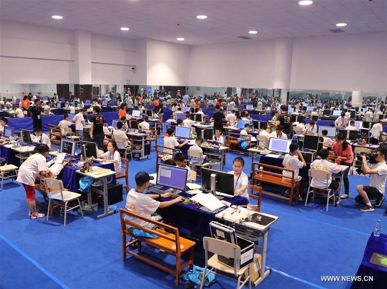 انطلاق الدورة 18 لمسابقة "الروبوت" في الصين