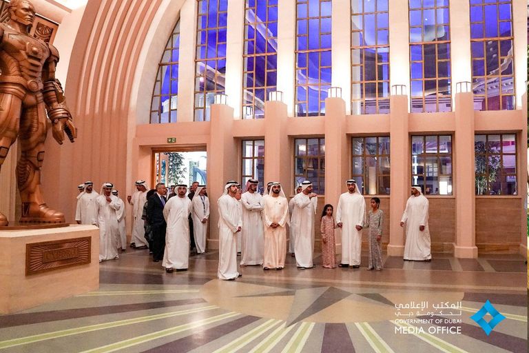  محمد بن راشد ومحمد بن زايد يفتتحان مدينة وارنر براذرز أبوظبي