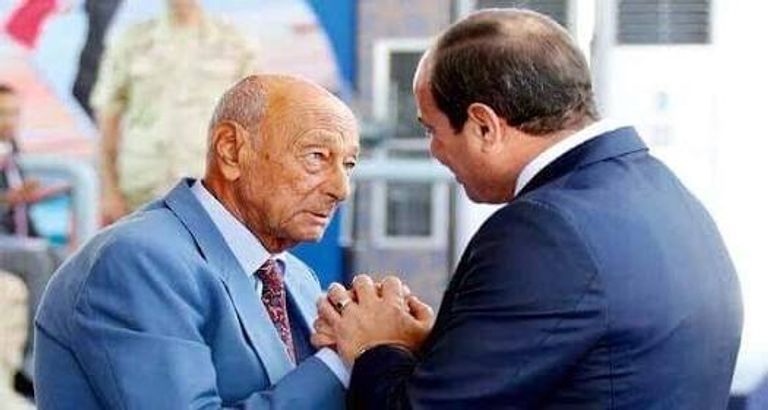 المهندس عزت عادل مع الرئيس عبدالفتاح السيسي