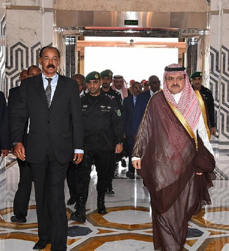 أفورقي لدى وصوله إلى جدة- وكالة الأنباء السعودية