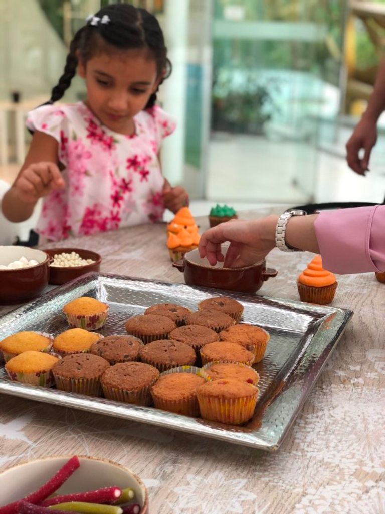 من فعاليات جزيرة النور بالشارقة