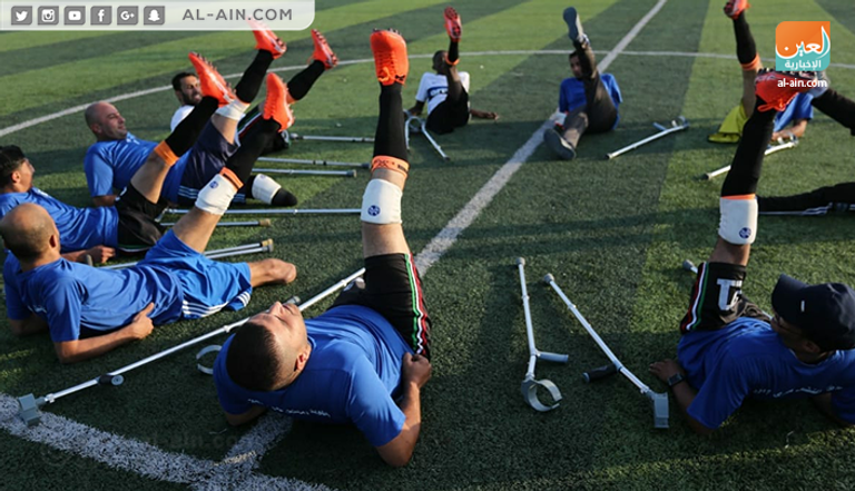 من تدريبات فريق كرة القدم لمبتوري الأطراف في غزة