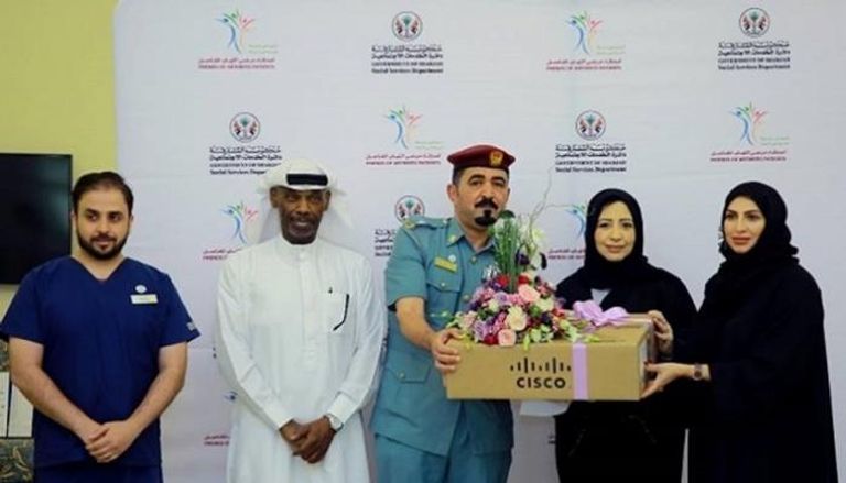 دائرة الخدمات الاجتماعية تتسلم جهازا للكشف عن هشاشة العظام