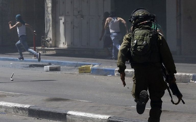 مواجهات بين فلسطينيين وقوات الاحتلال احتجاجات فلسطينية على اعتداءات الاحتلال ضد الأقصى - أ. ف. ب