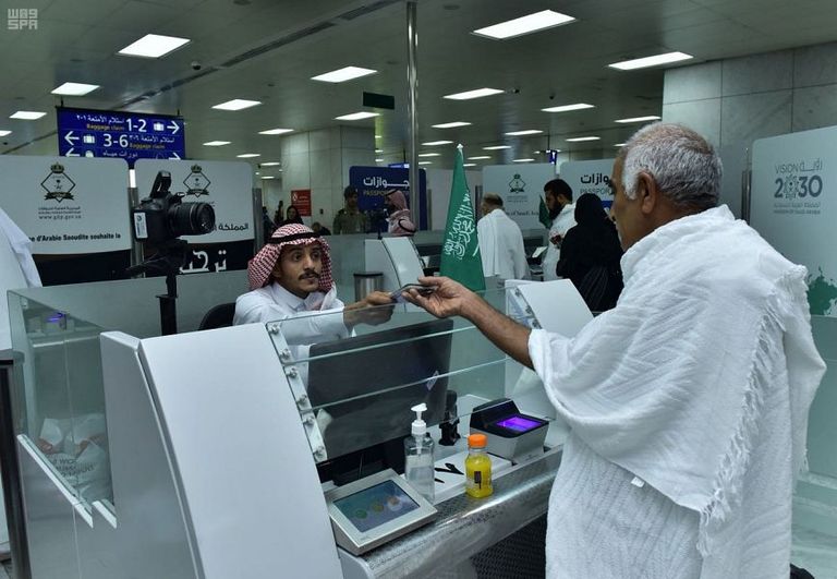 مطار الملك عبدالعزيز الدولي يستقبل أولى رحلات الحج القادمة من أوروبا