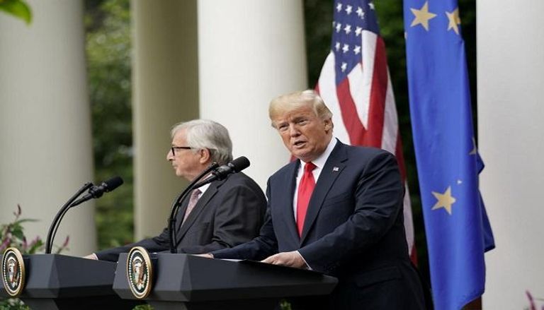 الرئيس الأمريكي دونالد ترامب ورئيس المفوضية الأوروبية جان كلود يونكر