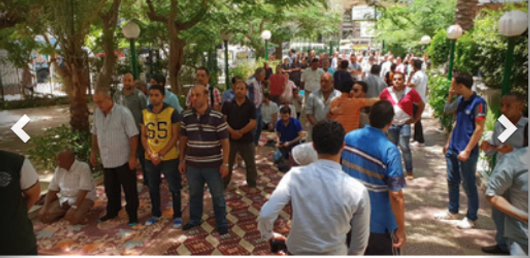 الفنان المصري الراحل محمد شرف