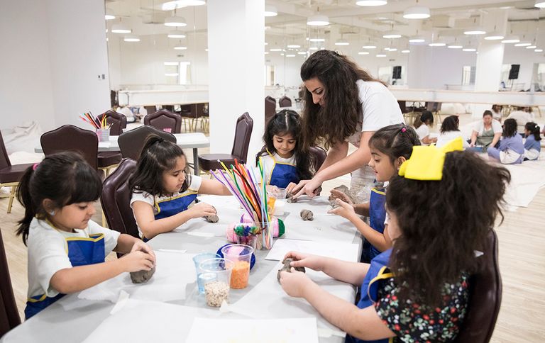 مُخيم نادي دبي للسيدات للمبدعين الصغار