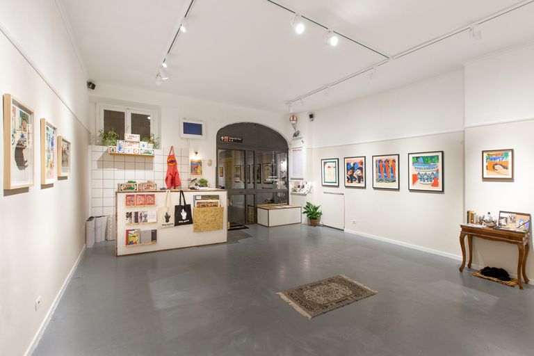 فن جميل مبادرة لتطوير المشاريع المبتكرة في مجال الفن التشكيلي 