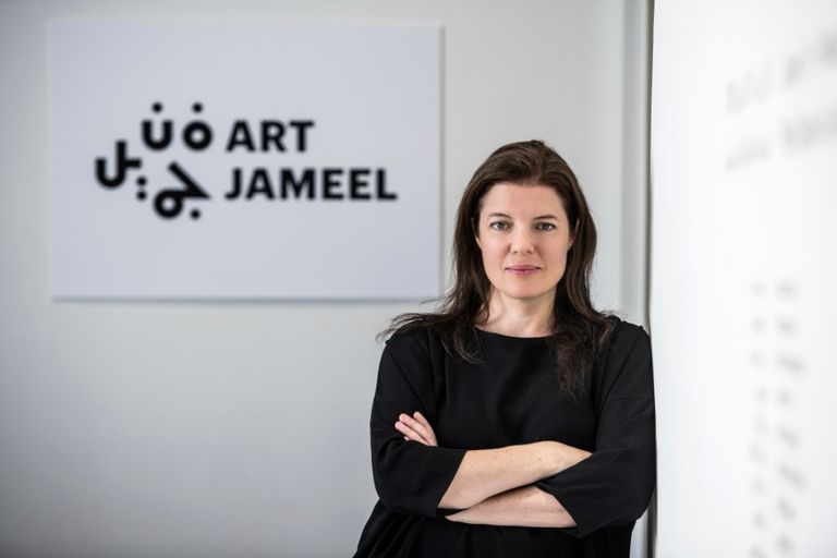 فن جميل مبادرة لتطوير المشاريع المبتكرة في مجال الفن التشكيلي 