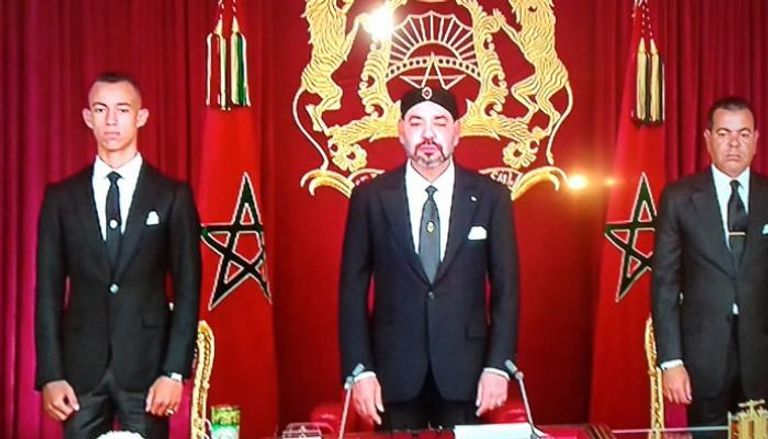 العاهل المغربي الملك محمد السادس عقب إلقاء الخطاب