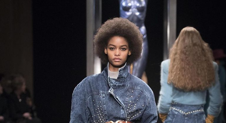 موضة الثمانينيات تعود من جديد في موسم خريف وشتاء 2018