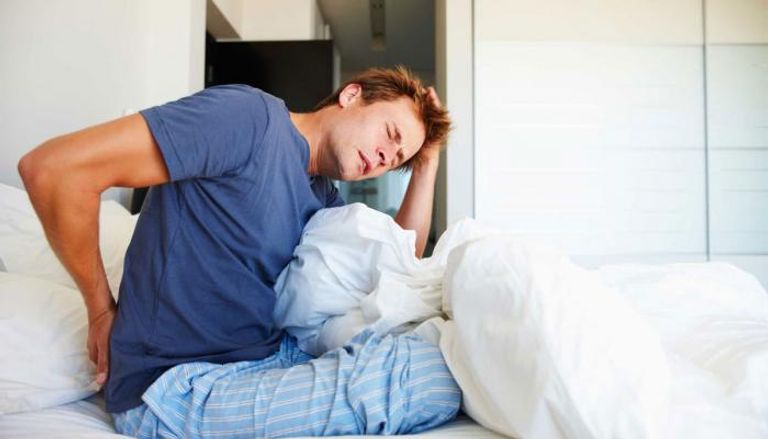 وضع النوم الخاطئ يسبب آلاما