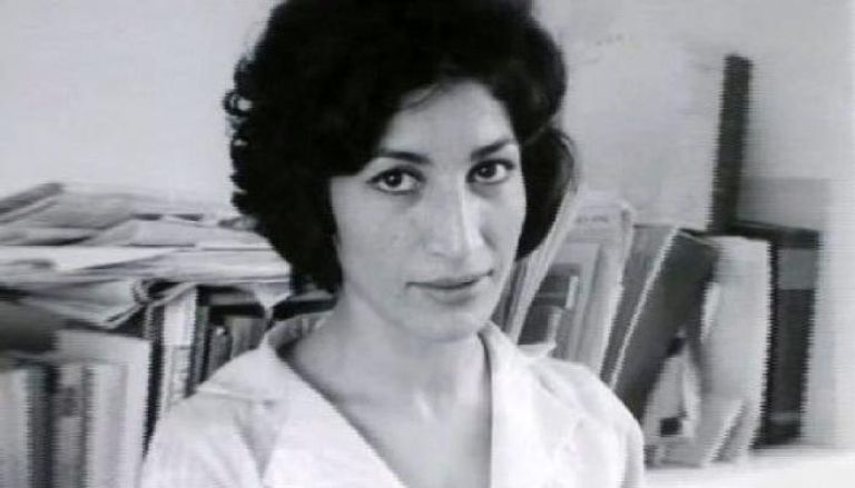 الشاعرة الإيرانية الراحلة فروغ فرخزاد  - أرشيفية