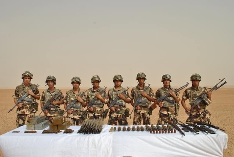 حجز أسلحة جنوب الجزائر على الحدود مع مالي الجيش الجزائري عازم على دحر الإرهابيين- أرشيفية