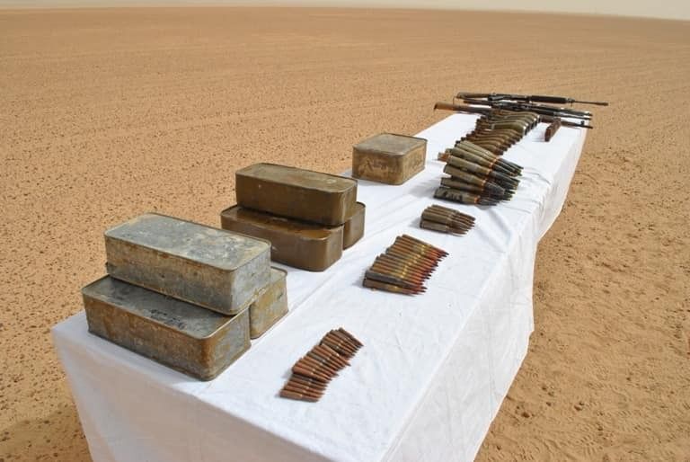 حجز أسلحة جنوب الجزائر على الحدود مع مالي الجيش الجزائري عازم على دحر الإرهابيين- أرشيفية