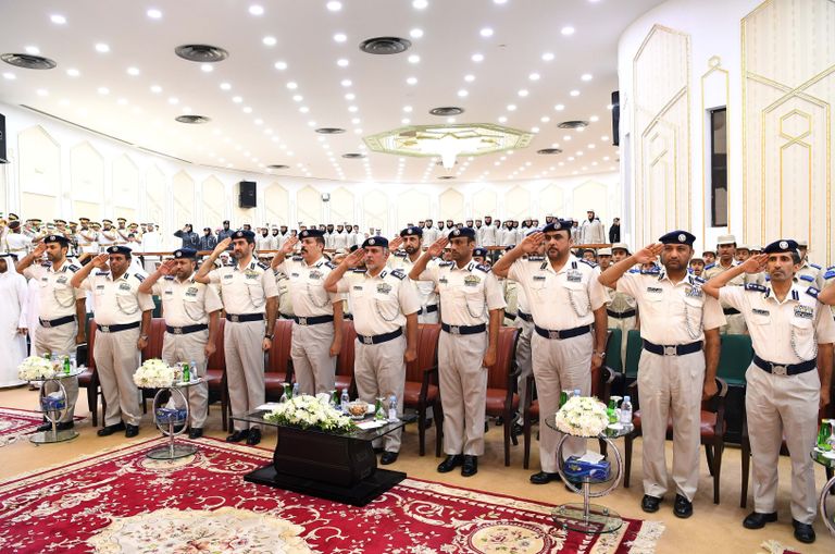 شرطة أبوظبي تحتفي بتخريج "أبطال عام زايد"