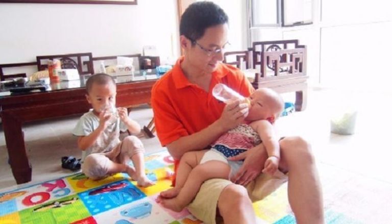 "الخوف من الوحدة" يدفع الأسر الصينية للتفكير في ولادة طفل ثان