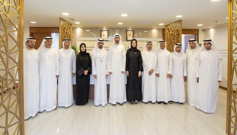 مجلس الإمارات للذكاء الاصطناعي يؤكد أهمية تطوير الكوادر الوطنية 