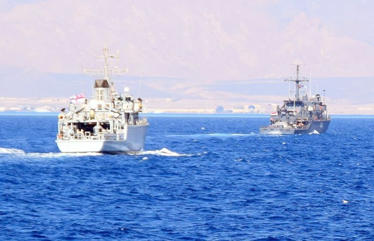 التدريب على أحدث أساليب مكافحة الألغام البحرية