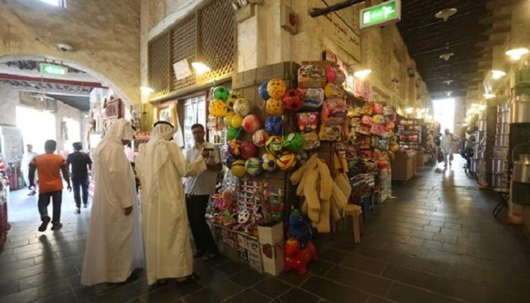 سوق "واقف" أهم المعالم السياحية في الدوحة - رويترز