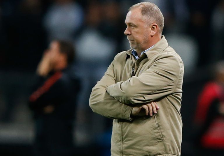 لويز أنطونيو مينيزس نيمار دا سيلفا وجابرييل جيسوس