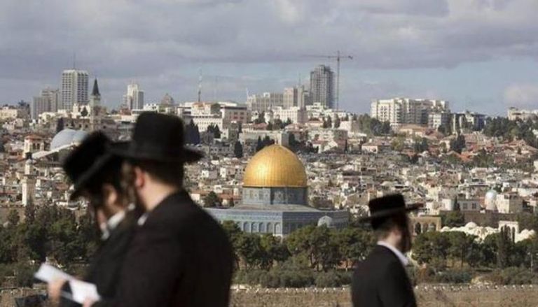 القانون يقصر على اليهود حق تقرير مصير البلاد
