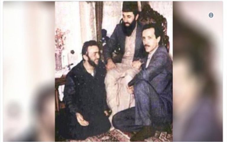 أردوغان بجوار مساعد بن لادن "غلب الدين حكمتيار" تفاصيل رحلة بن لادن إلى تركيا