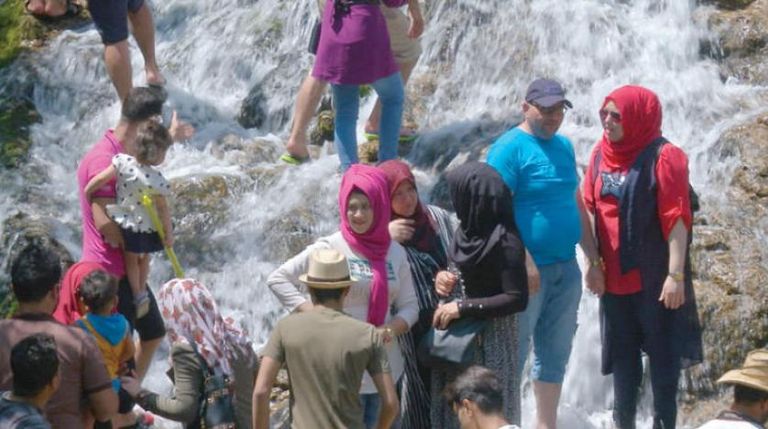 شلالات إقليم كردستان ملاذ للعراقيين من حر الصيف