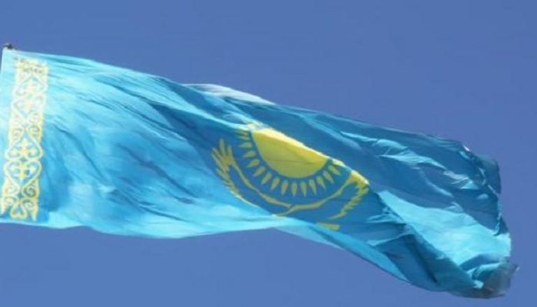 علم كازاخستان 