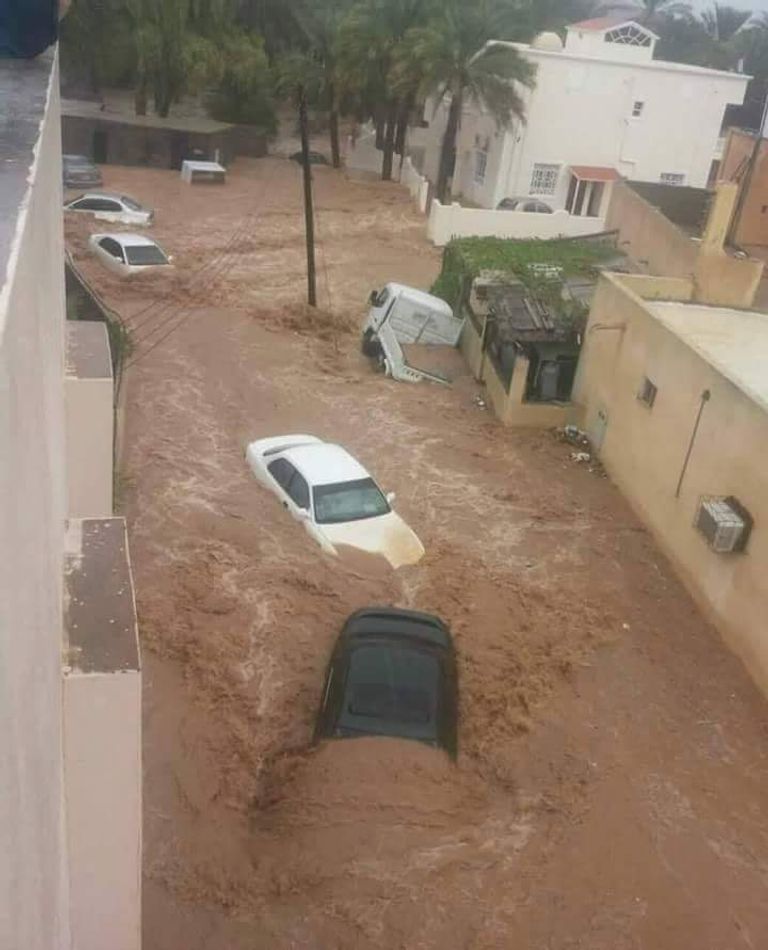 تضرر البنية التحتية جراء الأمطار 