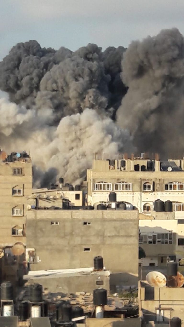 الطيران الإسرائيلي استهدف مبنى مؤسسة سعيد المسحال