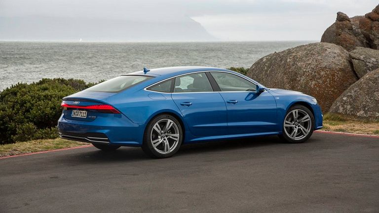 السيارة أودي A7 