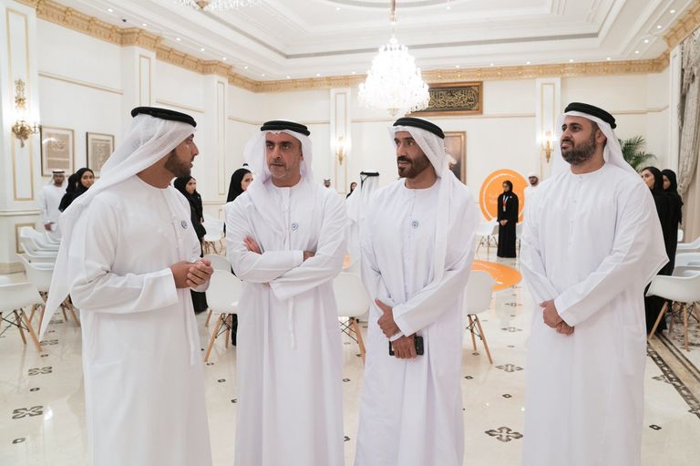 الشيخ محمد بن زايد يطلق المبادرة العالمية للشباب