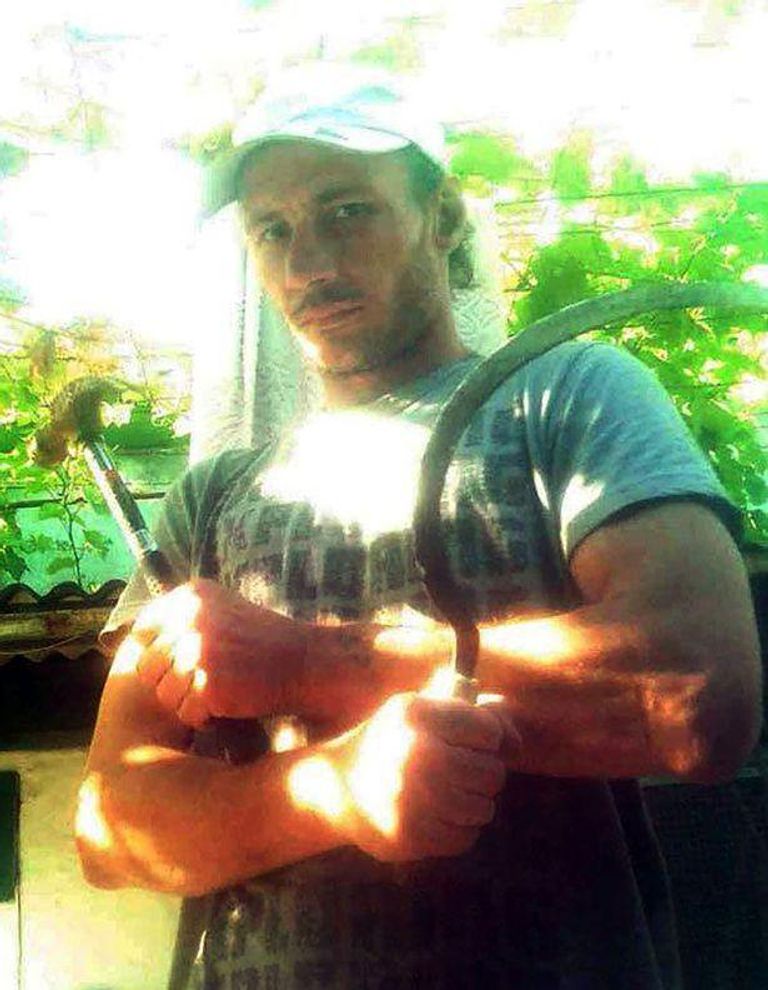 زوجان يأكلون ٣٠ امرأة زوجان روسيان يأكلان ٣٠ امرأة