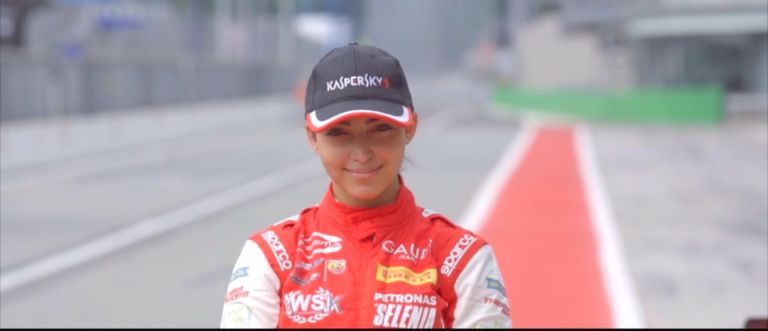 آمنة وحمدة القبيسي